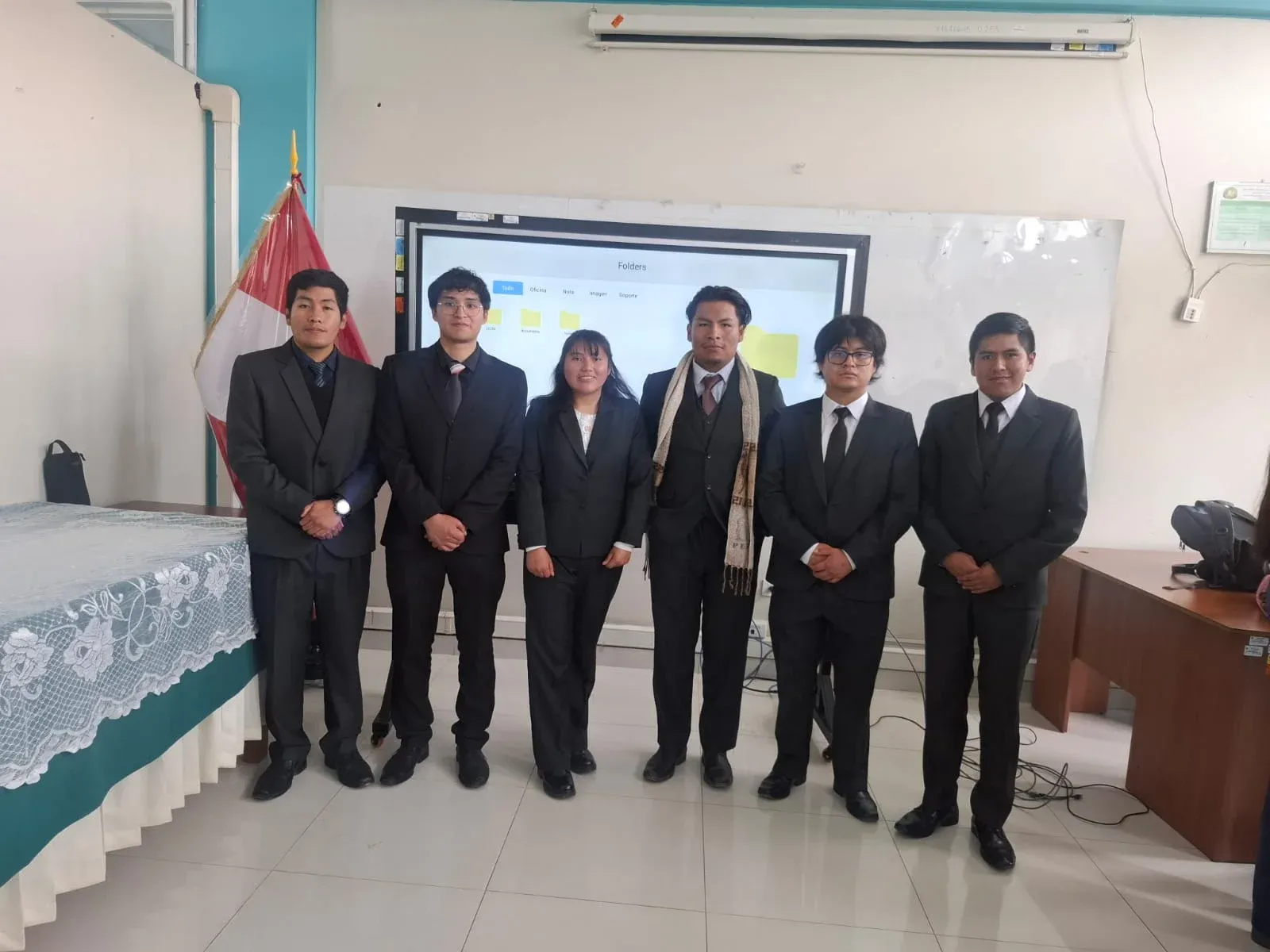 Investigación Académica y Talleres